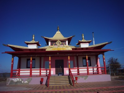 Буддийский храм в городе Лагань