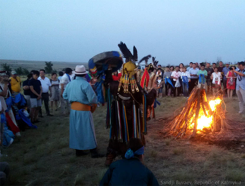 Шаманский ритуал в Калмыкии