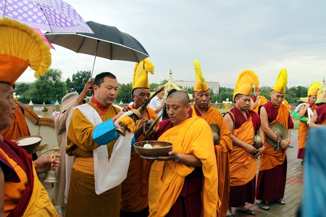 Ритуал призывания Будды Майтрейи