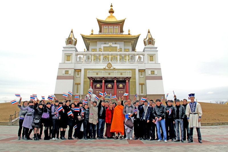 Монахи из Таиланда